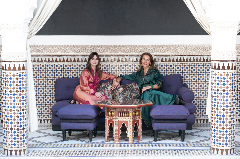 Pause bien-être pour Antonella et Eulalia d'Orléans-Bourbon, à Marrekech.